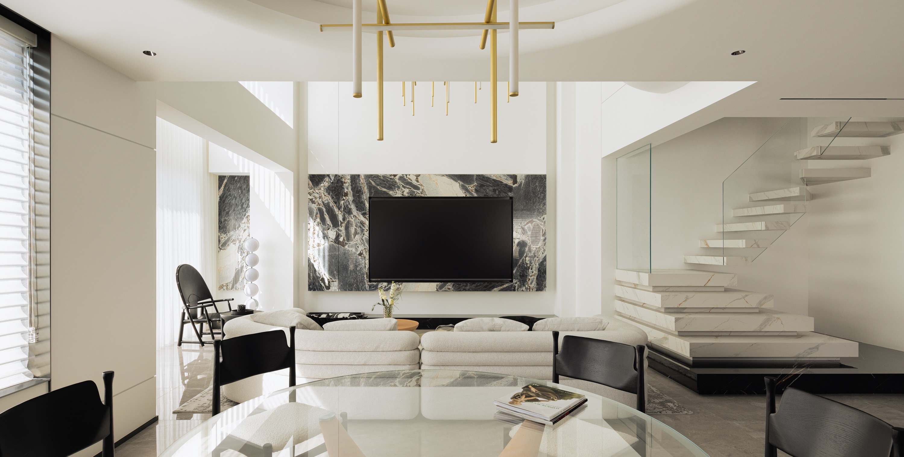 构建一曲黑白栖居之诗