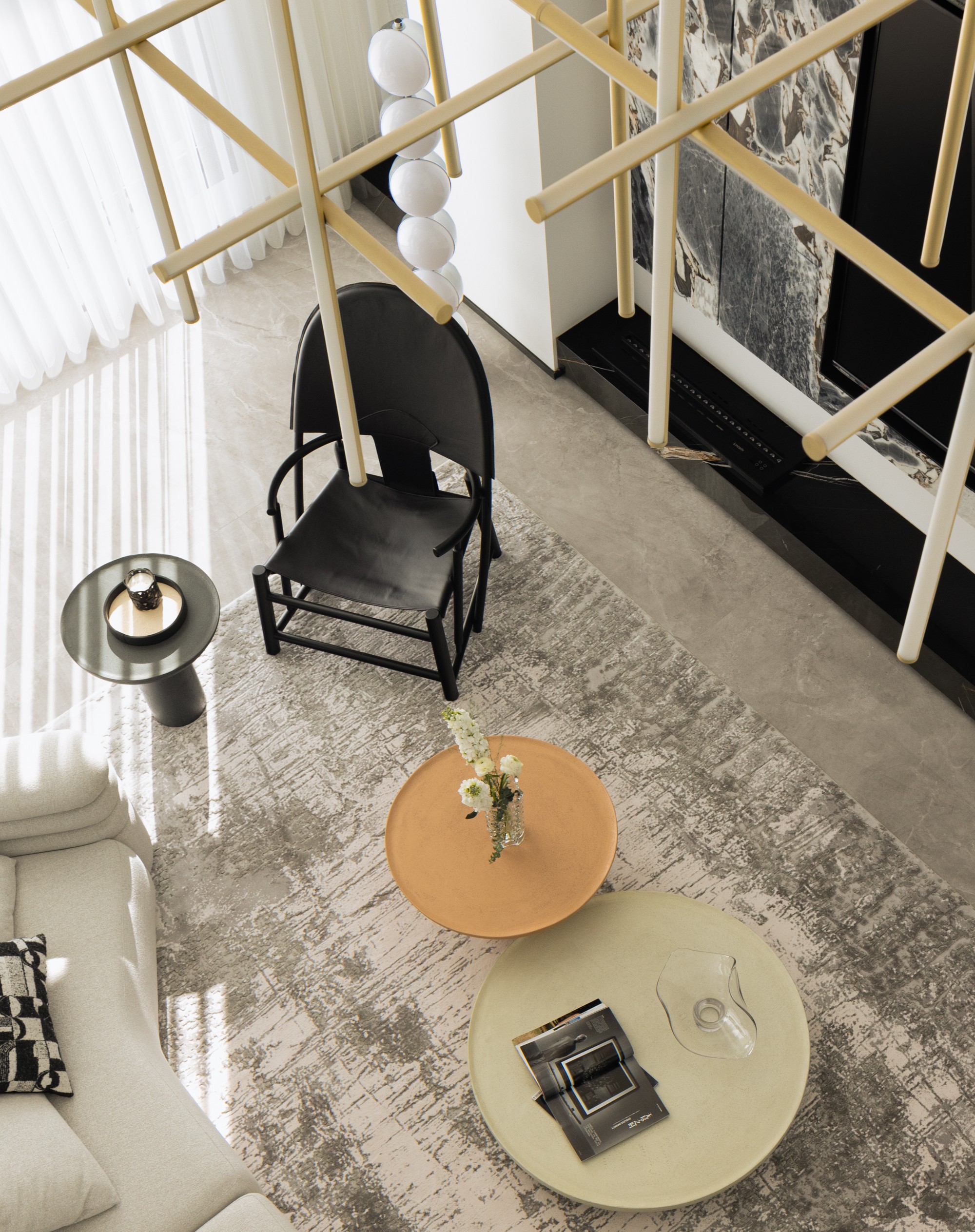 构建一曲黑白栖居之诗