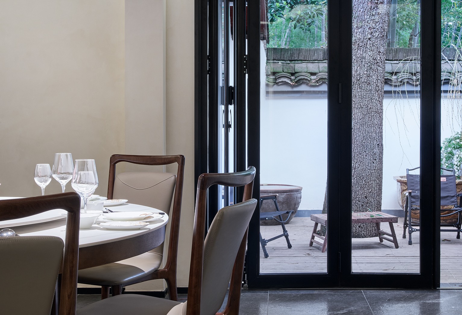 植物园里的烟火人间