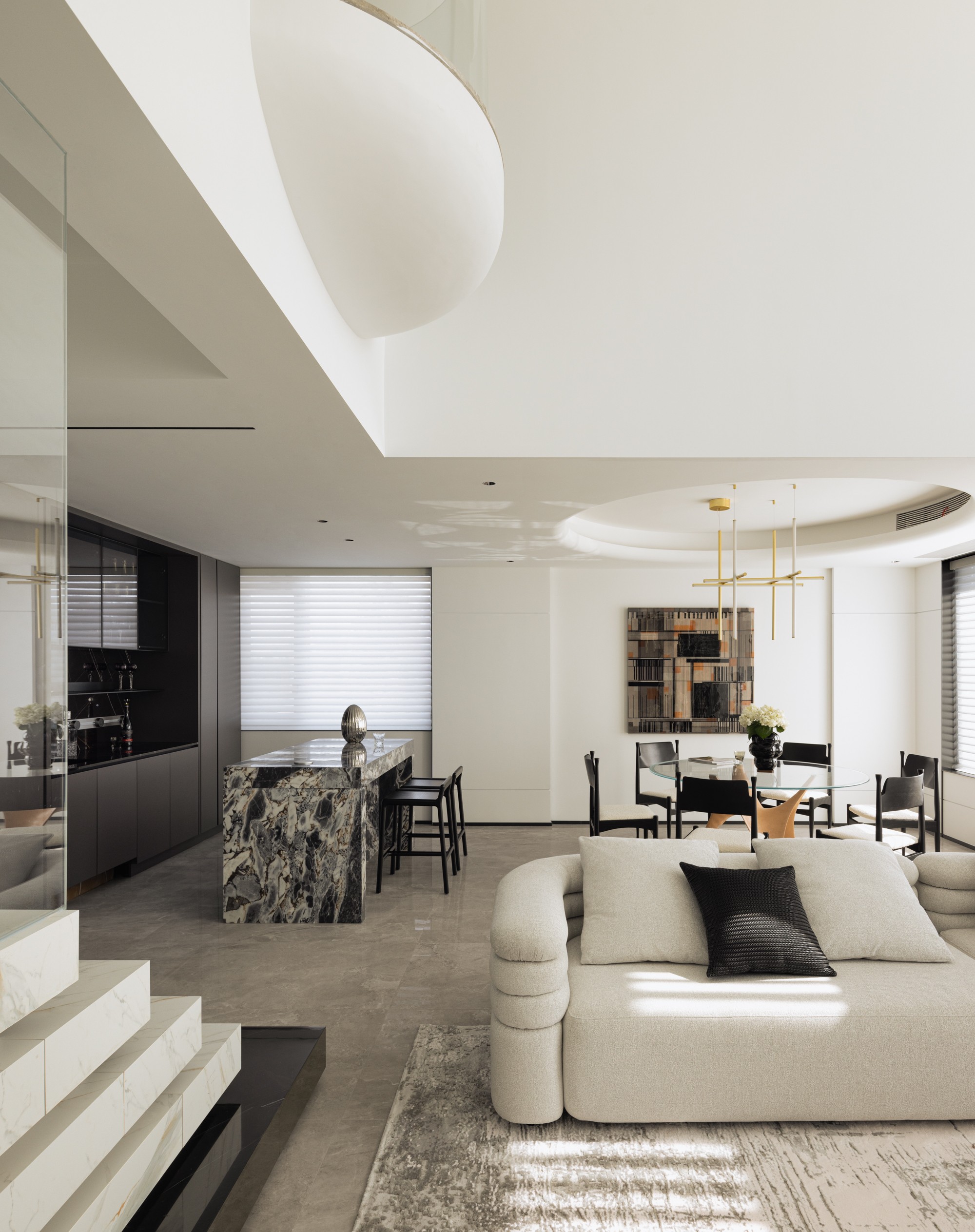 构建一曲黑白栖居之诗