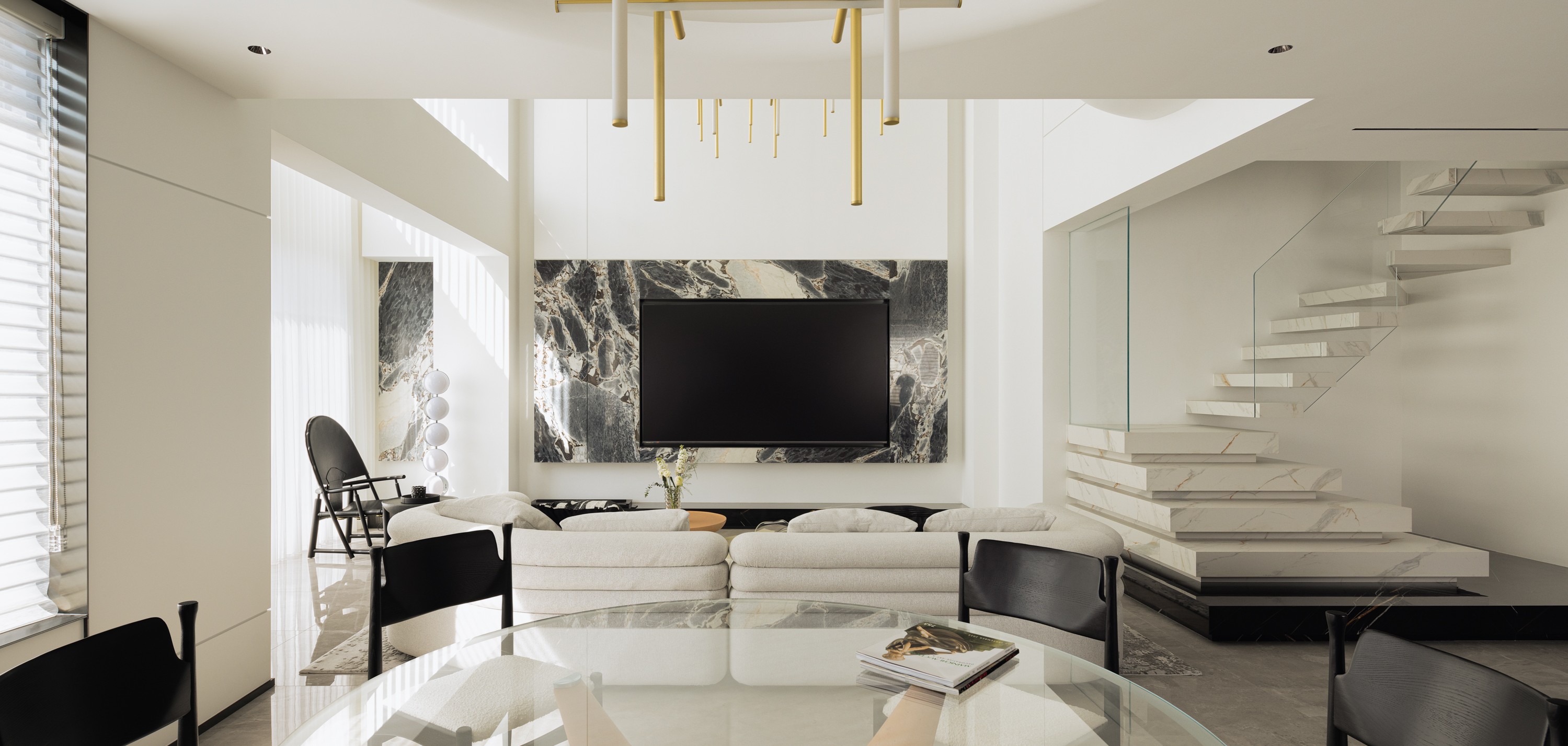 构建一曲黑白栖居之诗