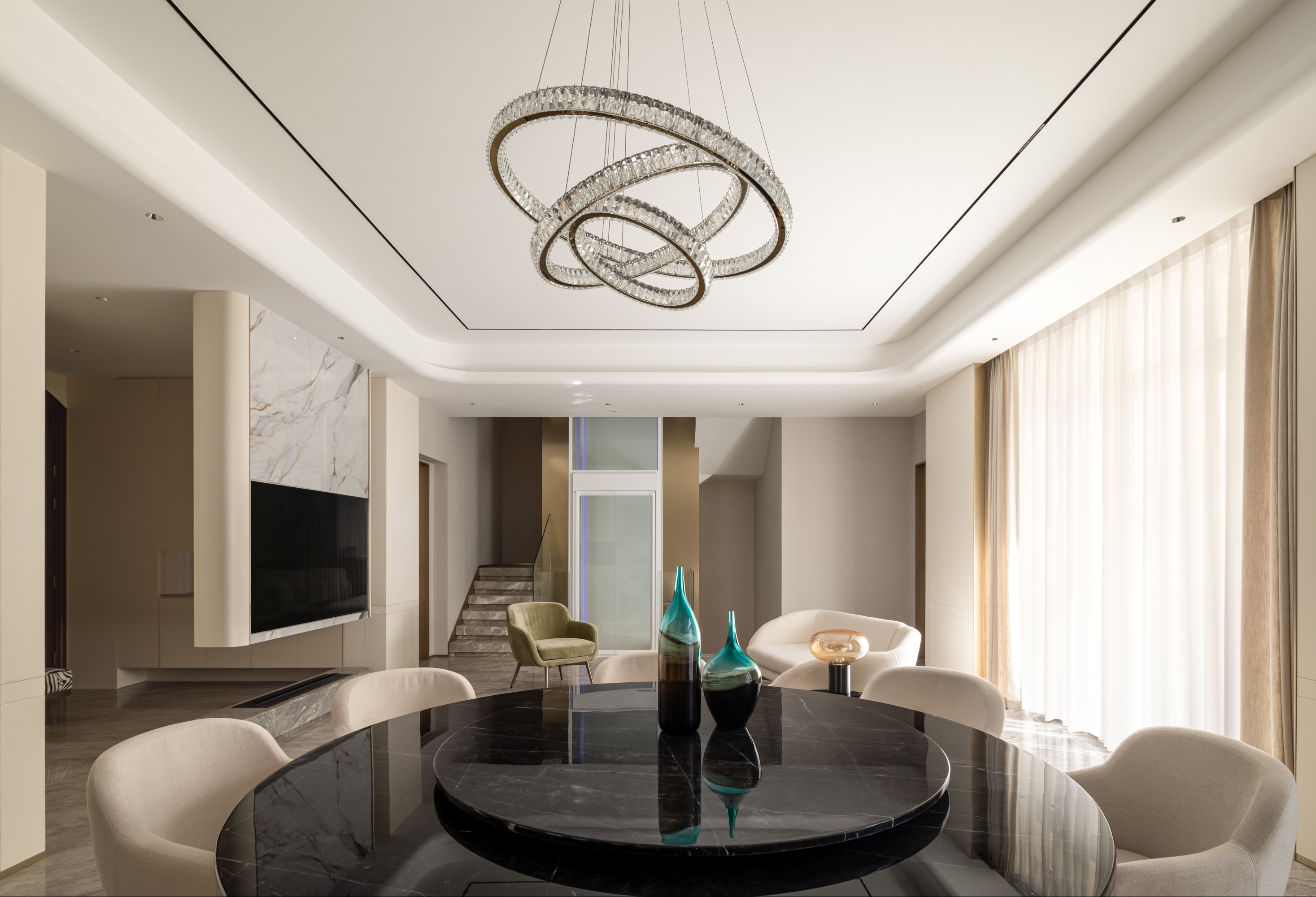 演绎多代共居的生活日常