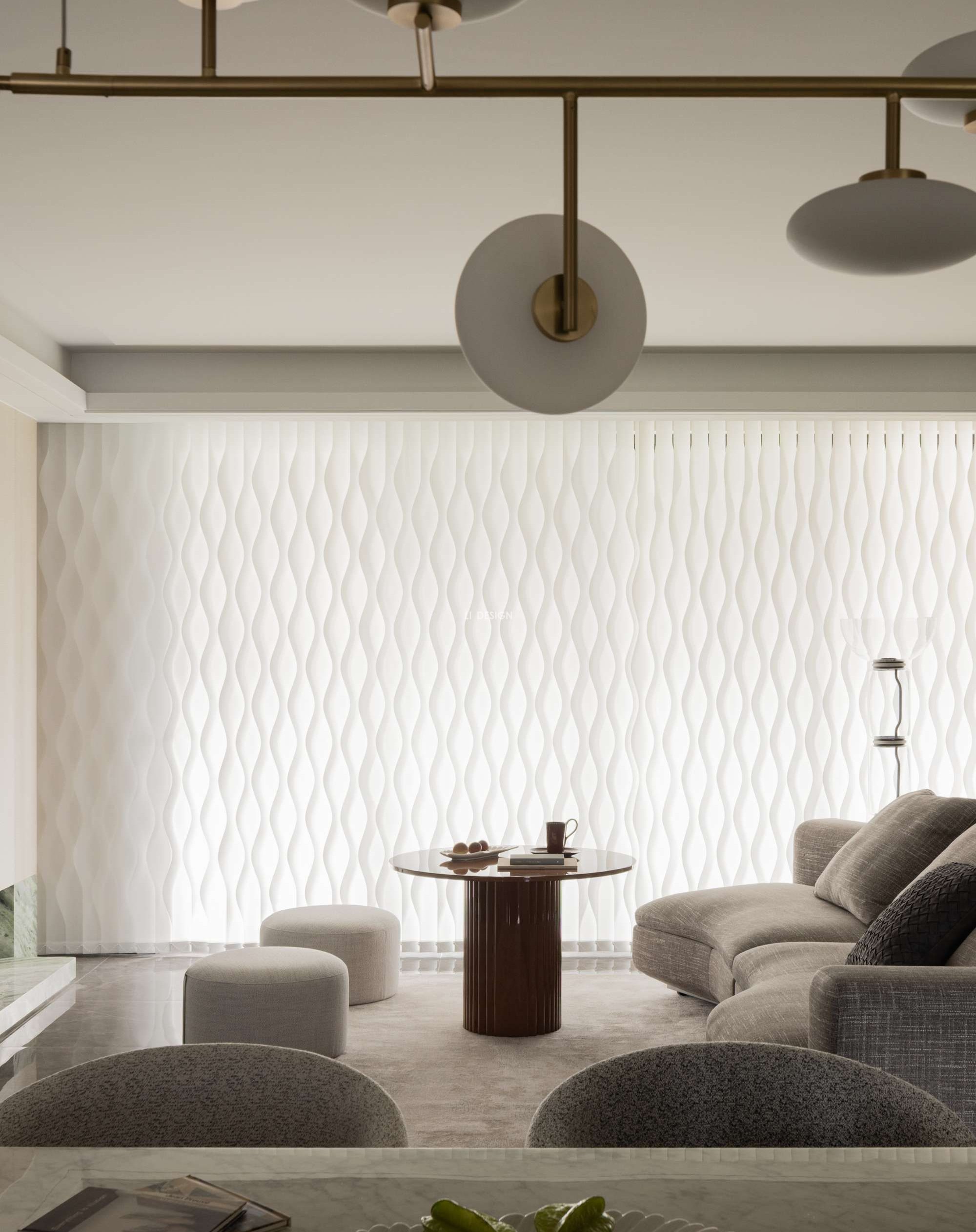 简处见丰，静处生温