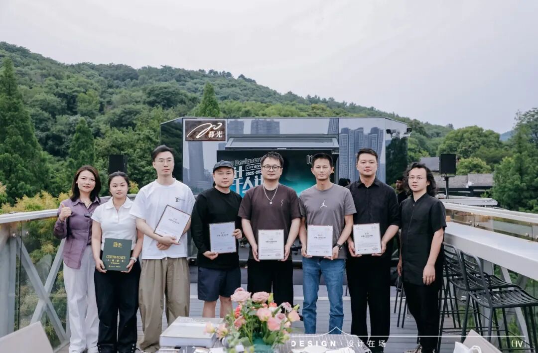 李力-设计在场：暮光之城咖啡店(图18)