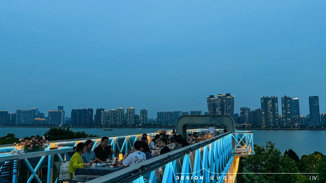 李力-设计在场：暮光之城咖啡店(图19)